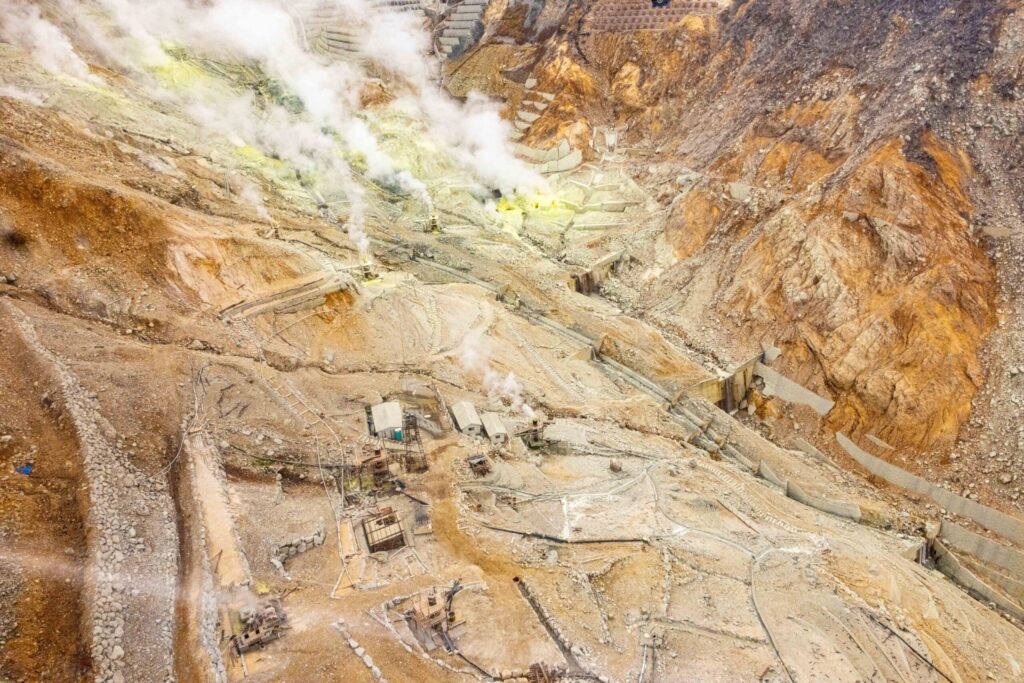Looking down into Owakudani Valley