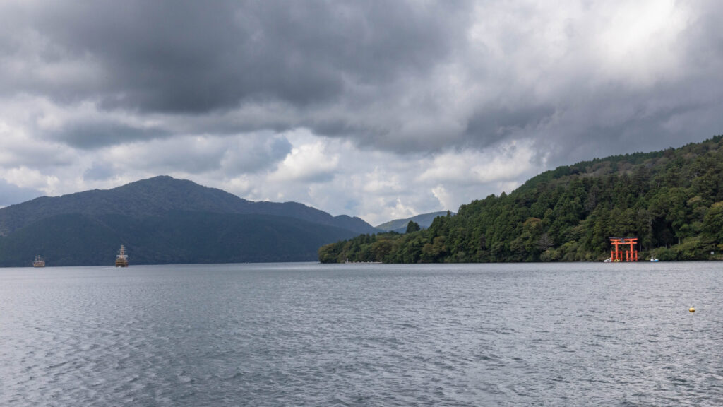 Hakone Shrine on Lake Ashi