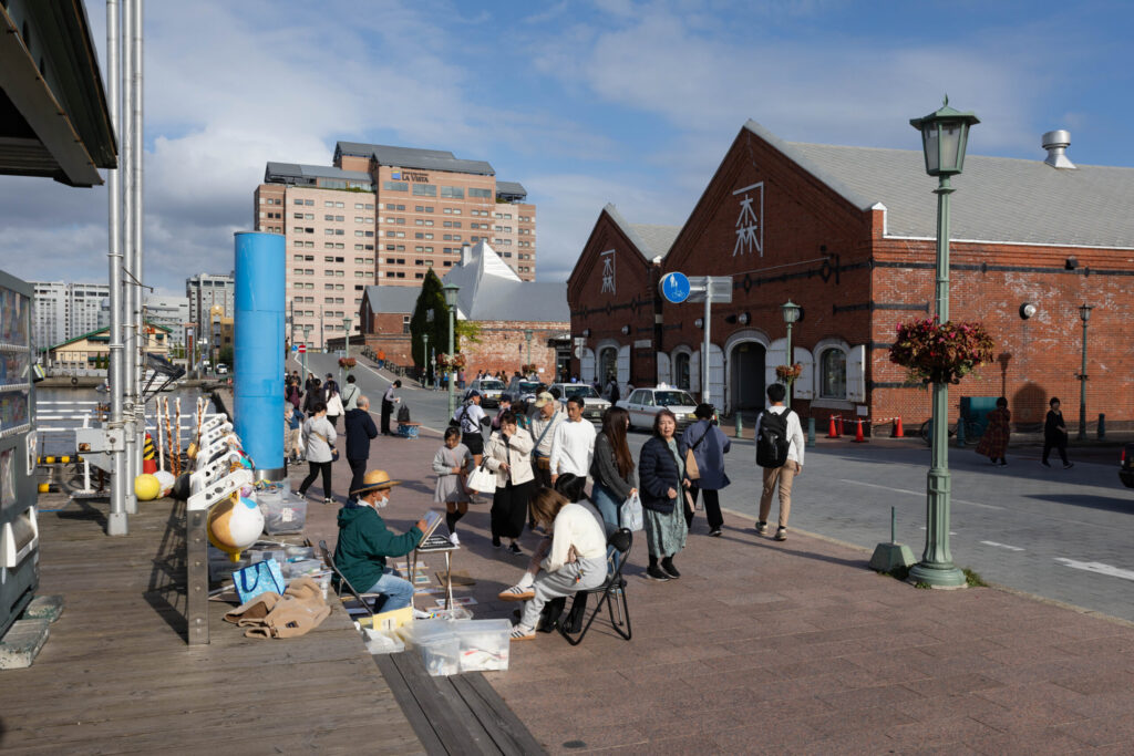 Entertaining the tourists...