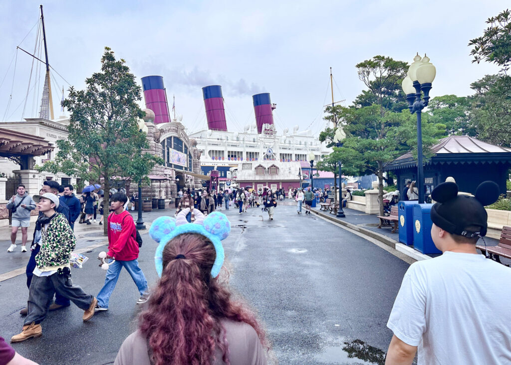 Walking towards the S.S. Columbia