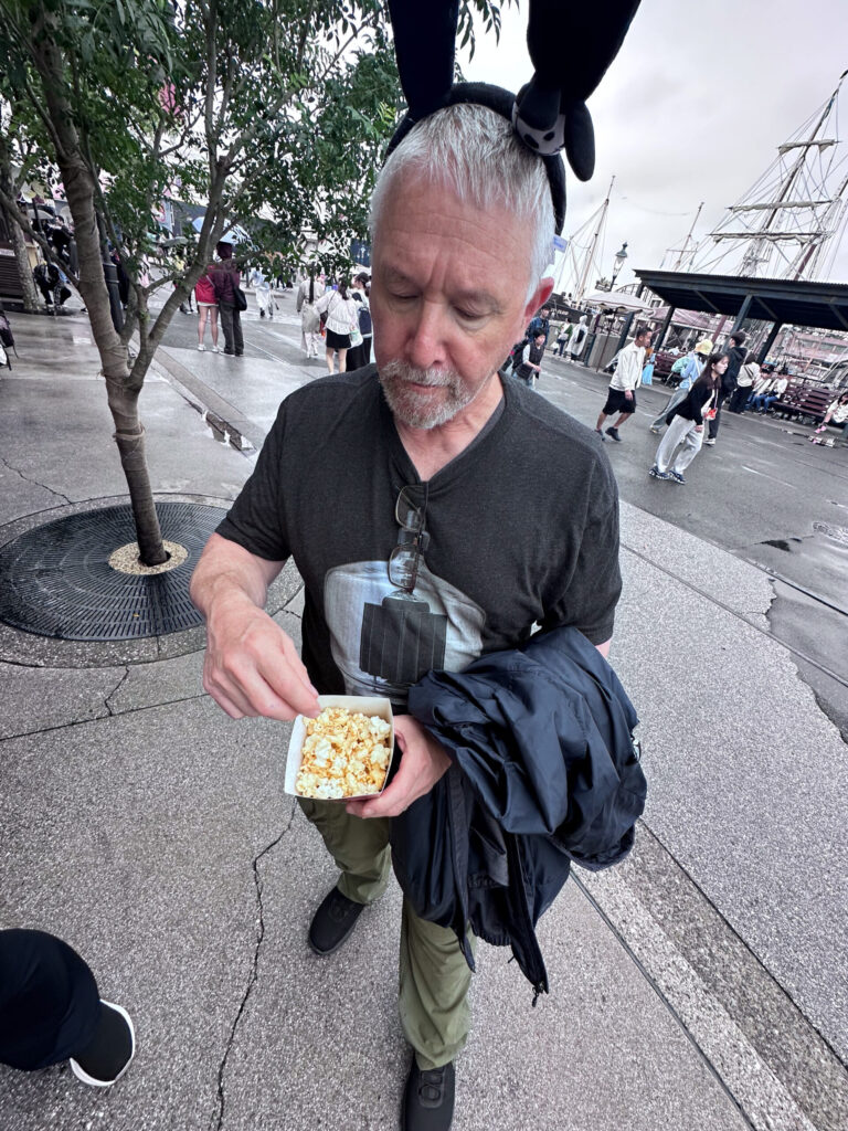 Trying the Szechuan Pepper Popcorn